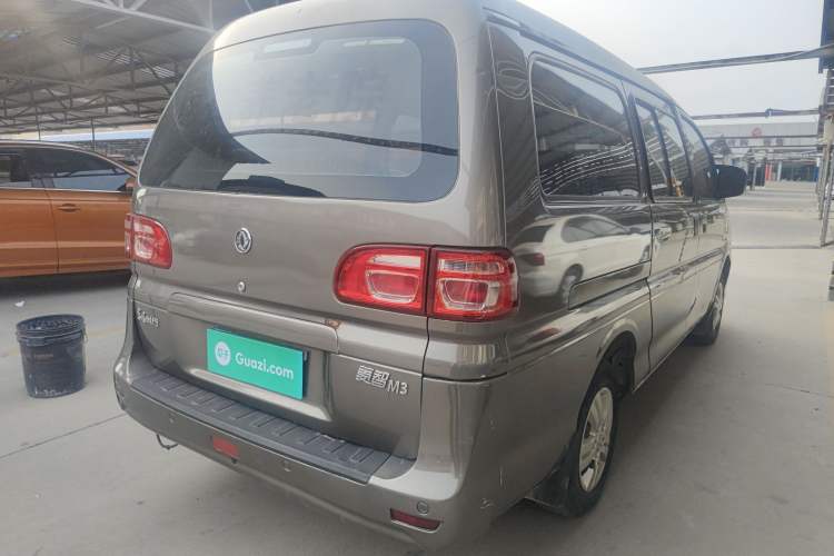 Used FORTHING Lingzhi 2017 Facelifted M3L 1.6L 7-Seater Standard Version
