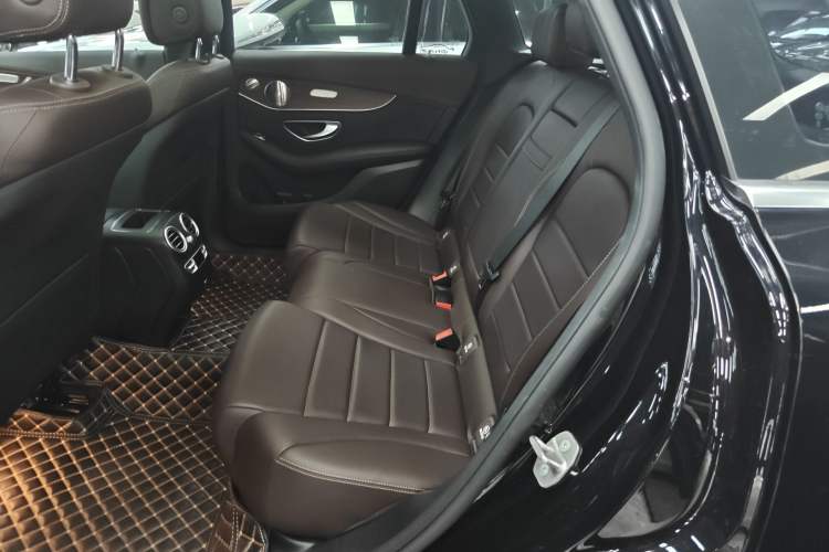 Used Mercedes-Benz GLC 2021 GLC 300 L 4MATIC Dynamic Model Left Rear Seat