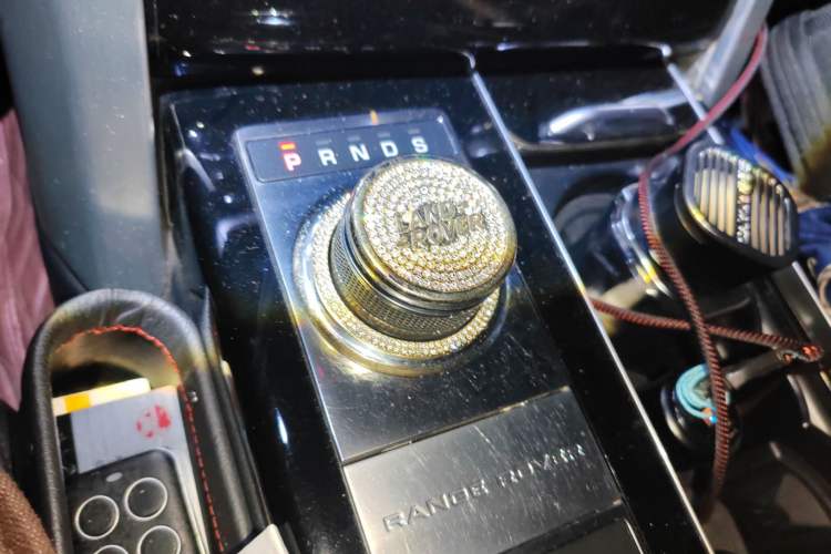 Used Land Rover Range  Gear Lever