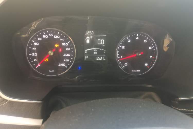 Used Roewe RX5 2016 20T Two-Wheel Drive Automatic Flagship Edition
