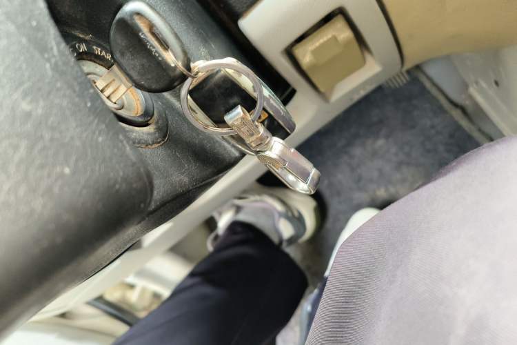 Used FORTHING Lingzhi 2016 M3L 1.6L 7-Seater Comfort Model
