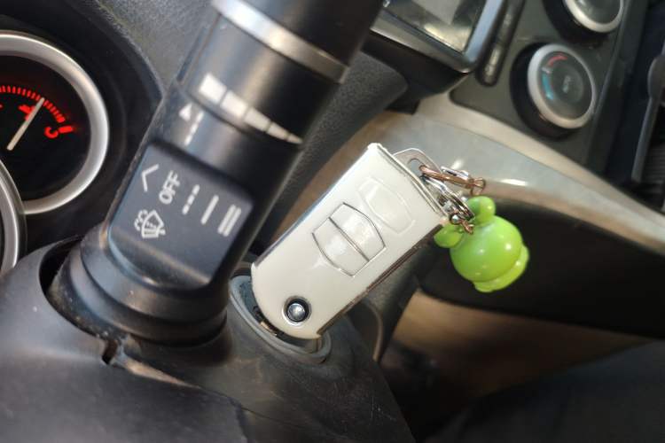 Used Mazda 6 2010 2.0L Automatic Luxury Edition Vehicle Key