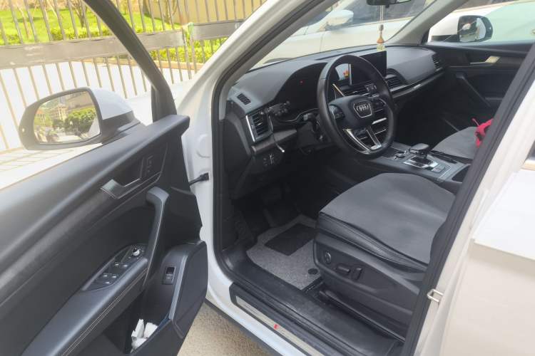 Used Audi Q5L 2018 40 TFSI Prestige Fashion Edition China V Driver Seat