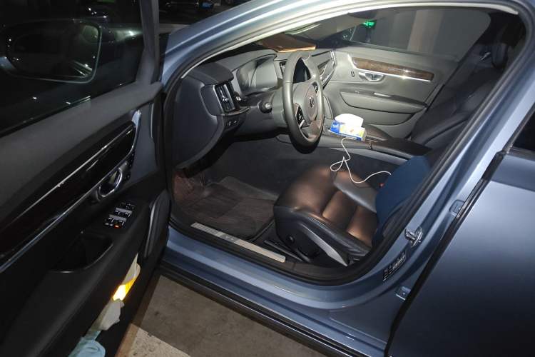 Used Volvo S90 2018 T4 Zhiyuan Edition Driver Seat