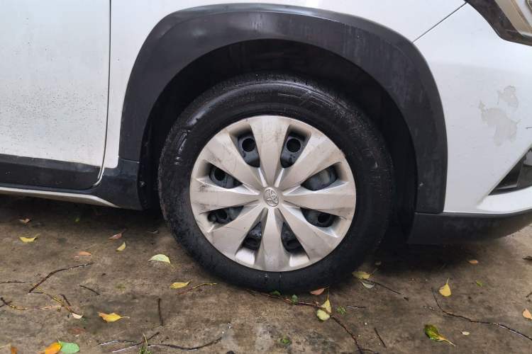 Used Toyota YARiS L Zhi Xuan 2022 X-Trail 1.5L CVT Leading PLUS Edition
