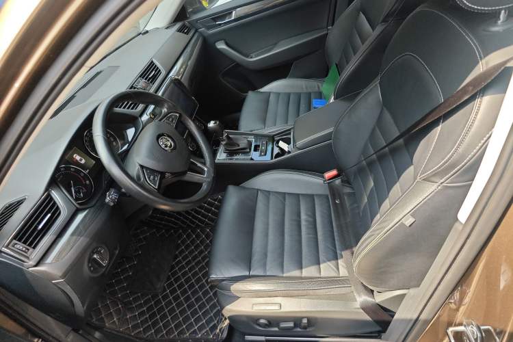 Used Skoda Superb 2016 TSI330 DSG Smart Drive Edition
