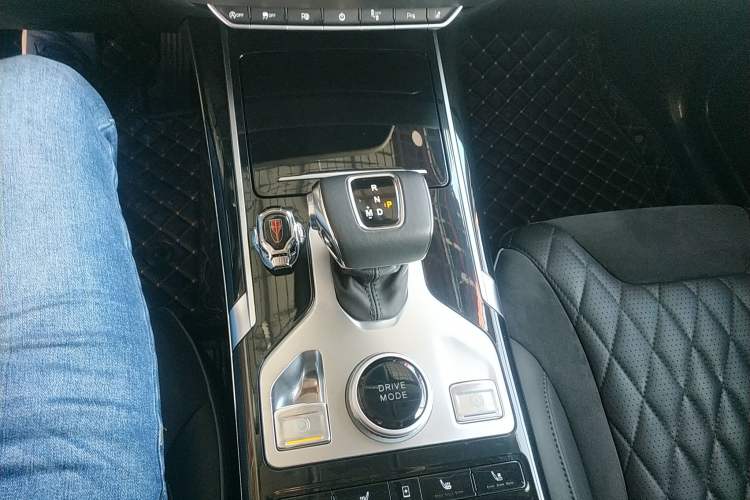 Used Hongqi HS5 2019 2.0T Smart Connect Flagship All-Wheel-Drive Version
