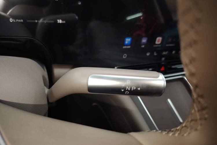 Used Hima AITO M9 2025 Extended-Range Ultra Version 52 kWh 6-Seater