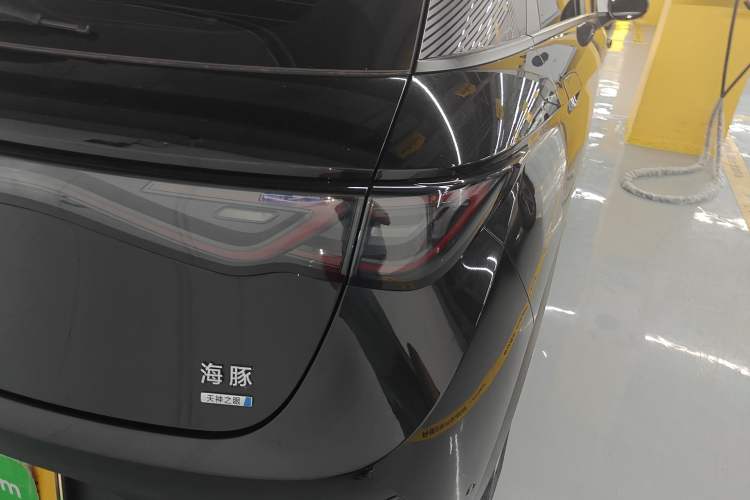 Used BYD Dolphin 2025 Intelligent Driving Version 410 km Fashion Edition
