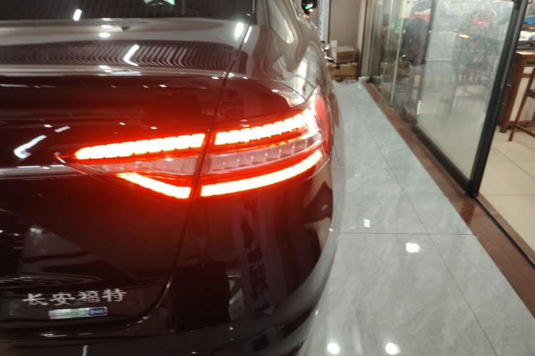 Used Ford Taurus 2019 EcoBoost 245 Premium Edition Exterior 3