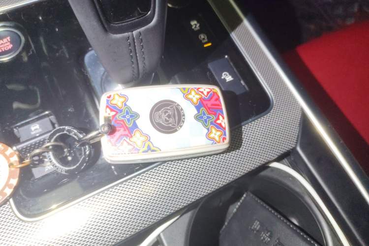 Used Jaguar XEL 2023 2.0T 250 PS R-DYNAMIC S Advanced Sport Edition Vehicle Key