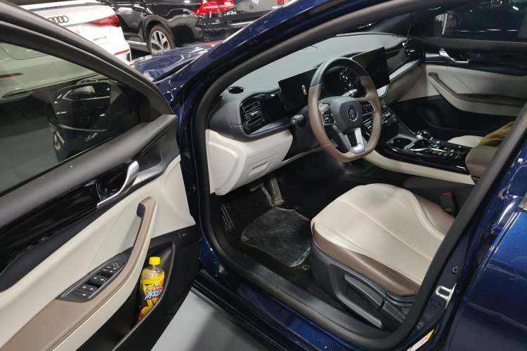 Used BYD Qin PLUS 2021 DM-i 55KM Prestige Model