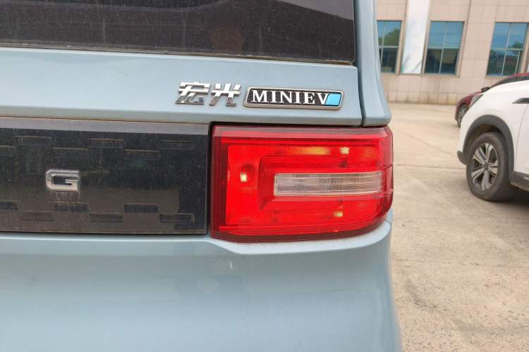 Used Wuling Hongguang MINIEV 2021 Macaron Premium Model – Lithium Iron Phosphate