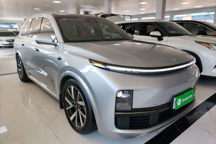 Used Li Auto L8 2023 Pro Model
