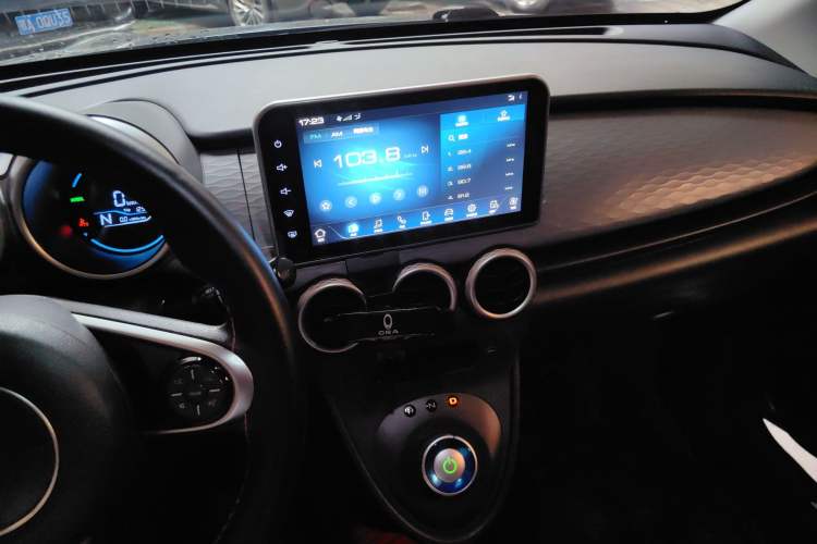 Used ORA Black Cat 2022 Updated Version 301 km Cute Pet Edition Lithium Iron Phosphate Audio And AC Panel