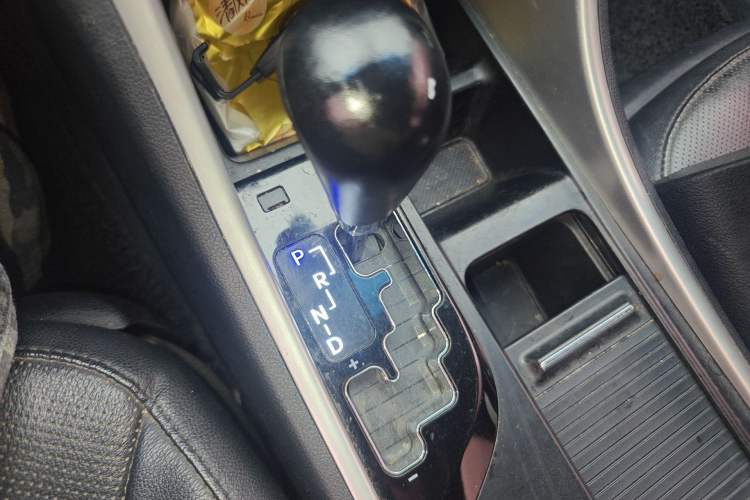 Used Hyundai Sonata 2013 2.0L Automatic Luxury Edition
