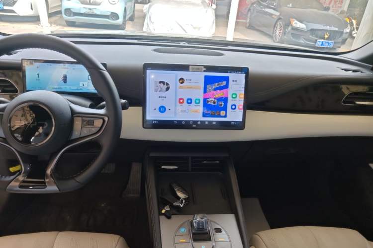 Used BYD Seal 06 New Energy 2024 DM-i 120KM Luxury Model Audio And AC Panel