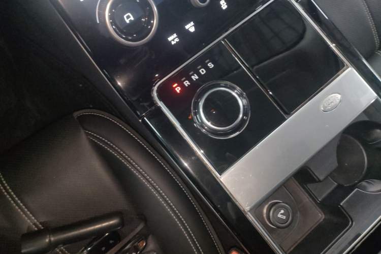 Used Land Rover Range Rover Velar 2018 P250 S
