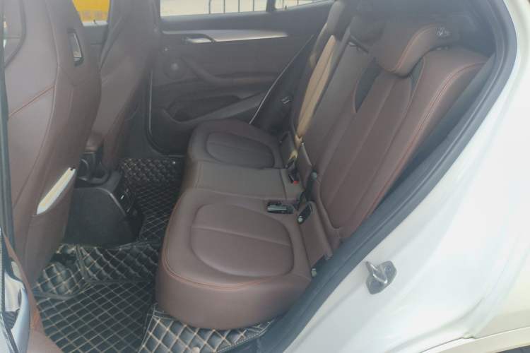 Used BMW X2 2021 sDrive25i Midnight Edition Left Rear Seat