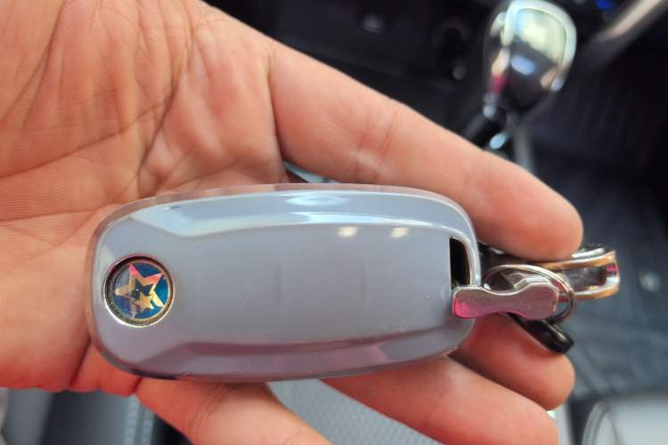 Used Venucia T90 2020 2.0L CVT Smart Connect & Smooth Drive Edition Vehicle Key