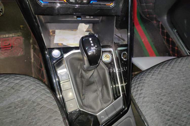 Used Volkswagen Tayron 2021 330TSI Two-Wheel Drive Luxury Connected Version Plus