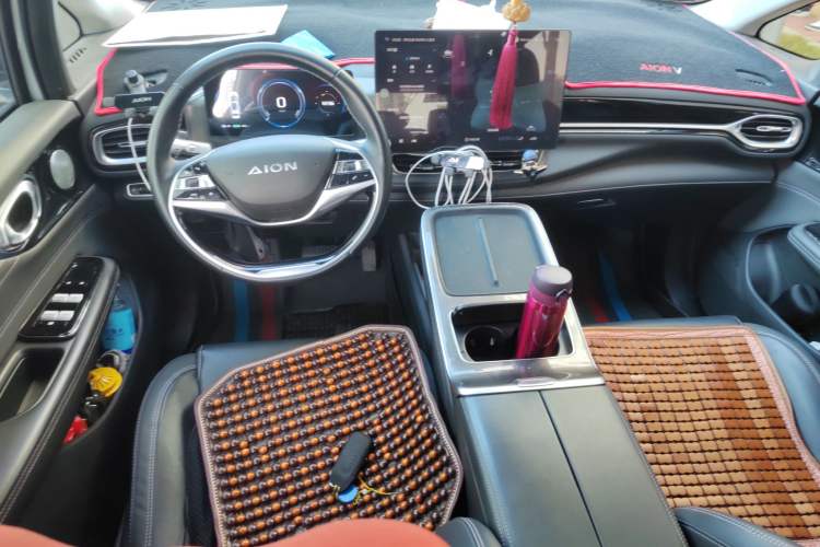 Used AION V 2024 Plus 70 Star Edition Lithium Iron Phosphate Interior 2