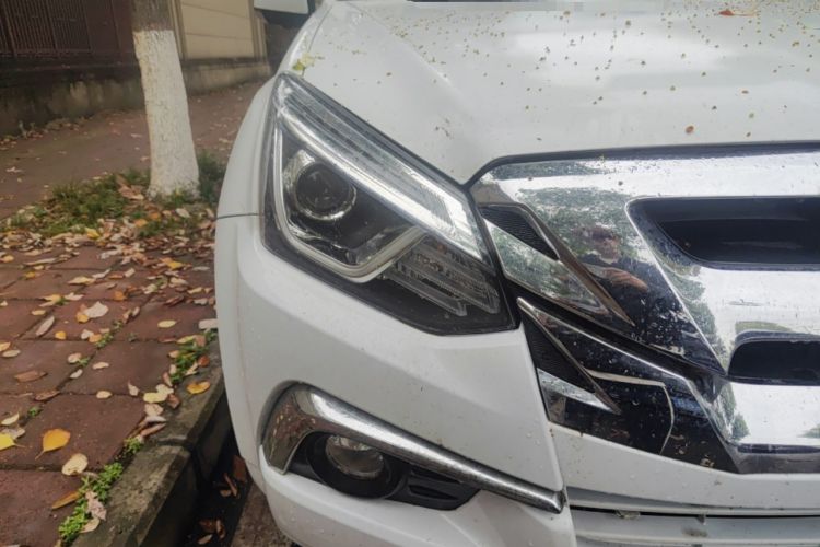 Used Isuzu mu-X 2018 1.9T Diesel Automatic 4x4 Enjoyment Edition 7 Seats
