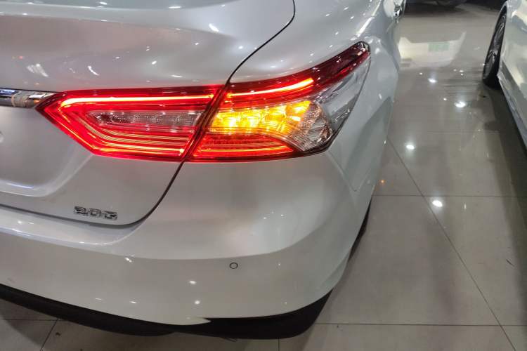 Used Toyota Camry 2019 Revised Version 2.0G Luxury Edition
