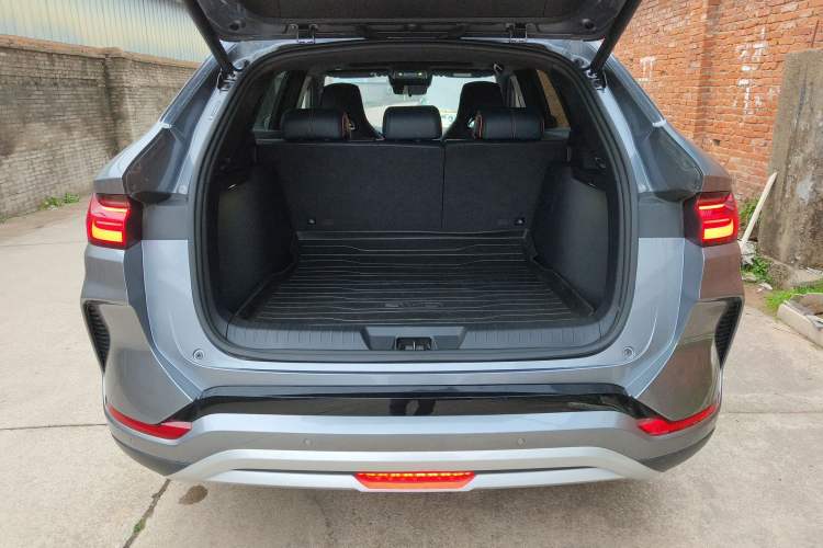 Used BYD Song PLUS New Energy 2023 Champion Edition DM-i 110KM Flagship PLUS