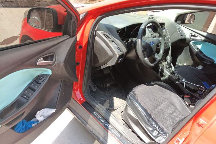 Used Ford Focus 2012 Hatchback 1.6L Automatic Comfort Model