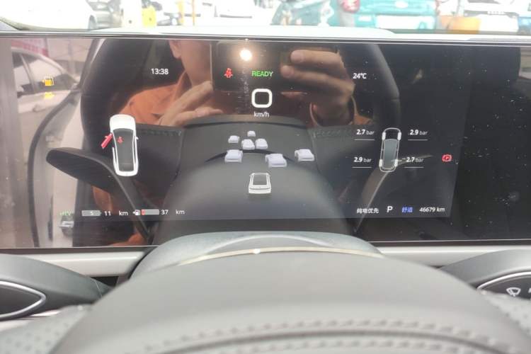 Used VOYAH PASSION 2024 PHEV Four-Wheel Drive Ultra-Long Range Executive Edition