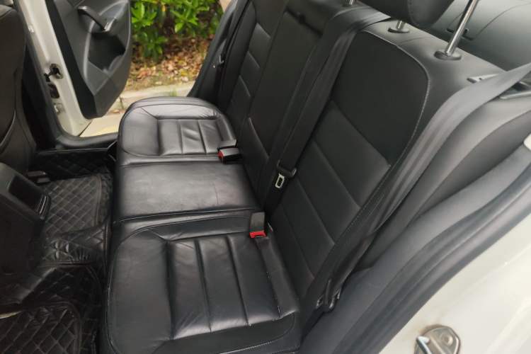 Used Volkswagen Lavida 2013 Restyled Classic 1.6L Automatic Comfort Edition
