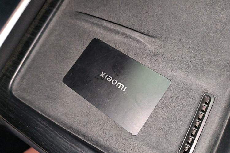 Used Xiaomi Auto SU7 2024 Four-Wheel Drive Ultra-Long Range Advanced Intelligent Driving Max Edition Interior 1