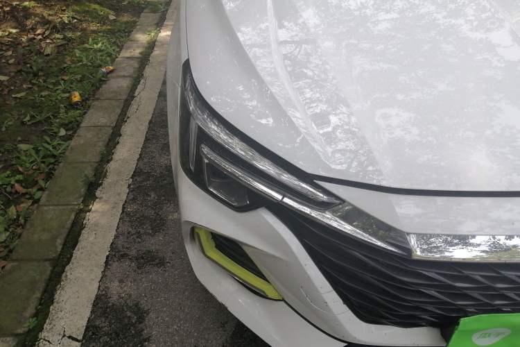 Used Roewe i6 MAX 2020 300TGI Automatic "Swell Cool Smart Drive" Edition