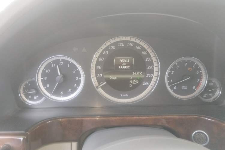 Used Mercedes-Benz E-Class 2013 E 300 L Elegant Model
