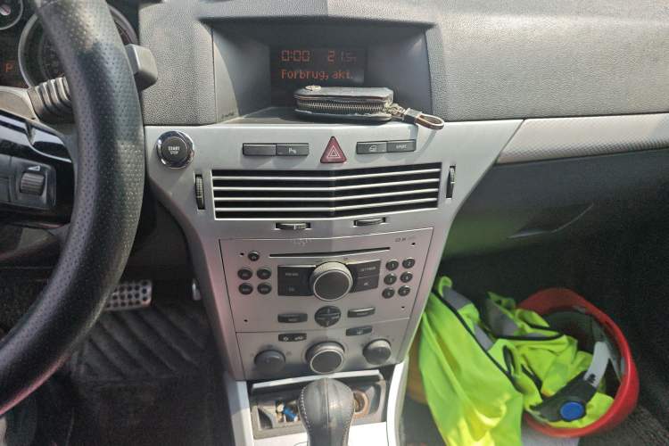 Used Opel Astra 2006 1.8 GTC Three-Door Model
