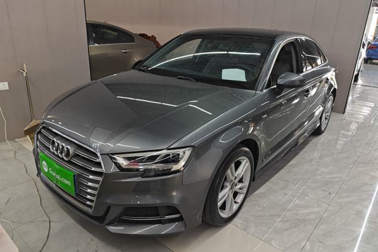 Used Audi A3 2020 Limousine 35 TFSI Fashion Edition China VI Emission Standard