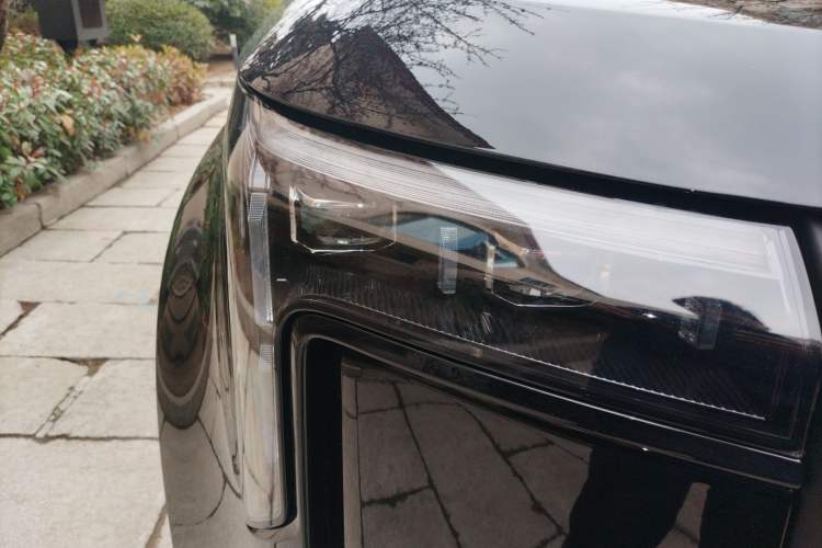 Used Polestones 01 2023 Deluxe 6-Seater Version