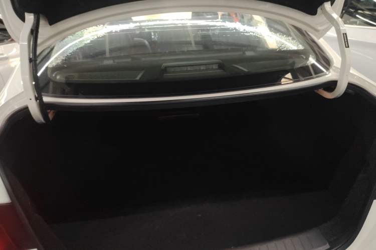 Used Nissan Sylphy 2019 Classic 1.6XL CVT Luxury Edition Trunk