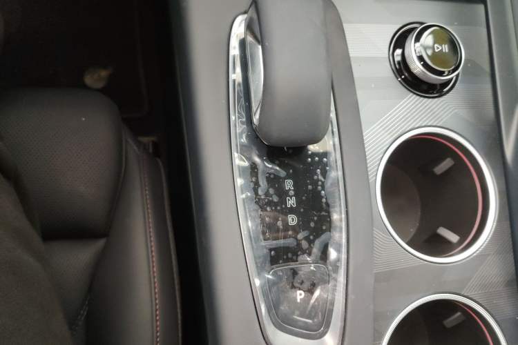 Used Zeekr 001 2026 Model 103° Rear-Drive Max Version Gear Lever