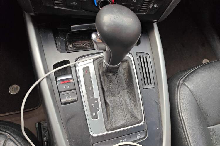 Used Audi Q5 2012 2.0TFSI Trendy Edition
