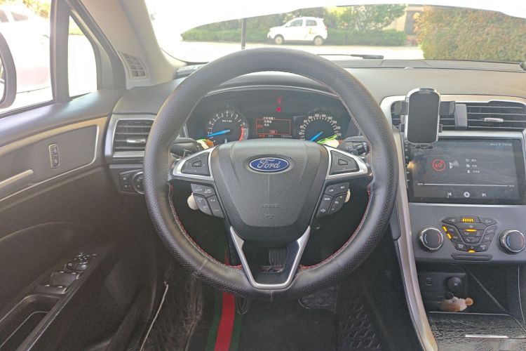 Used Ford Mondeo 2017 EcoBoost 180 Stylish Model
