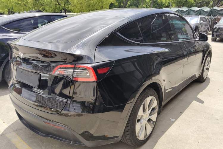 Used Tesla Model Y 2021 Standard Range Rear-Wheel Drive Version
