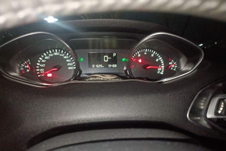 Used Peugeot 308S 2015 1.2T Automatic Jingchi Edition
