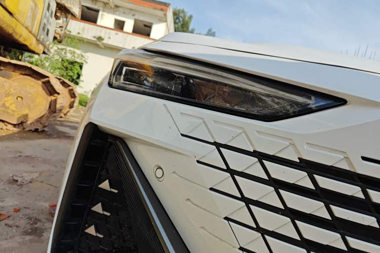 Used CHANGAN UNI-V 2022 1.5T Prestige Version
