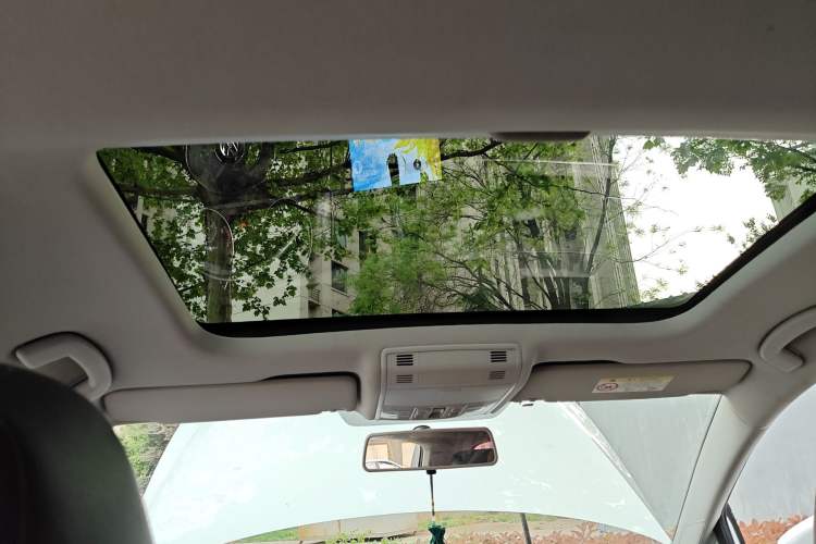 Used Volkswagen Golf 2016 1.6L Automatic Comfort Model Headliner