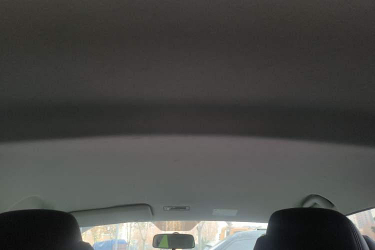 Used Roewe Clever 2021 302 km New Four-Seater Super-Efficient Version
