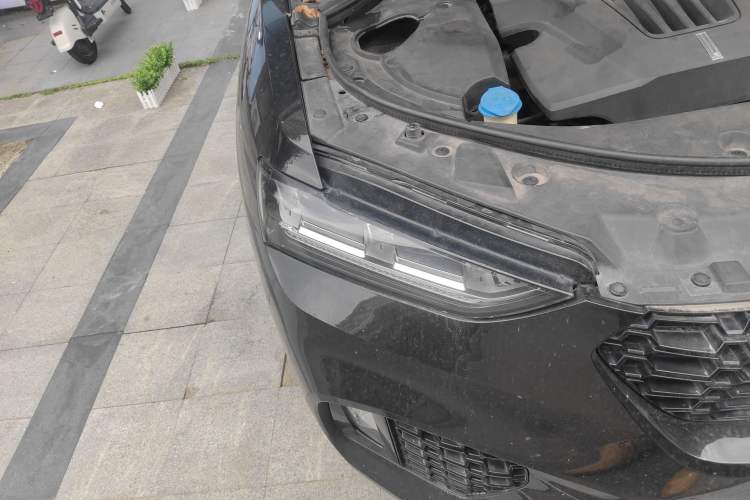 Used Wey VV7 2017 2.0T Ultra-Luxury Version
