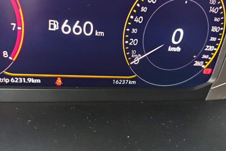 Used Volkswagen Tharu 2024 300TSI Two-Wheel-Drive Moonlight Edition
