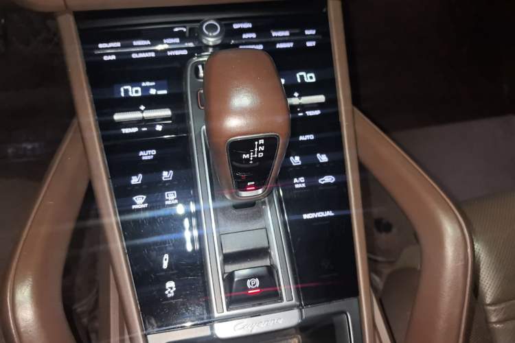 Used Porsche Cayenne E-Hybrid 2020 Cayenne E-Hybrid 2.0T